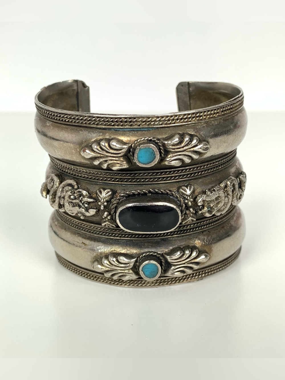 Vtg Bracelet Open Cuff Chunky Bold Dragon Handforged Silver Toned Blue Blk Stone